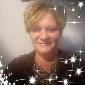 Meet your Posher, Elisa
